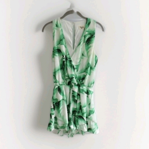 Show Me Your Mumu Womens Size Small Riri Green Tropical Floral Print Romper - Picture 7 of 15